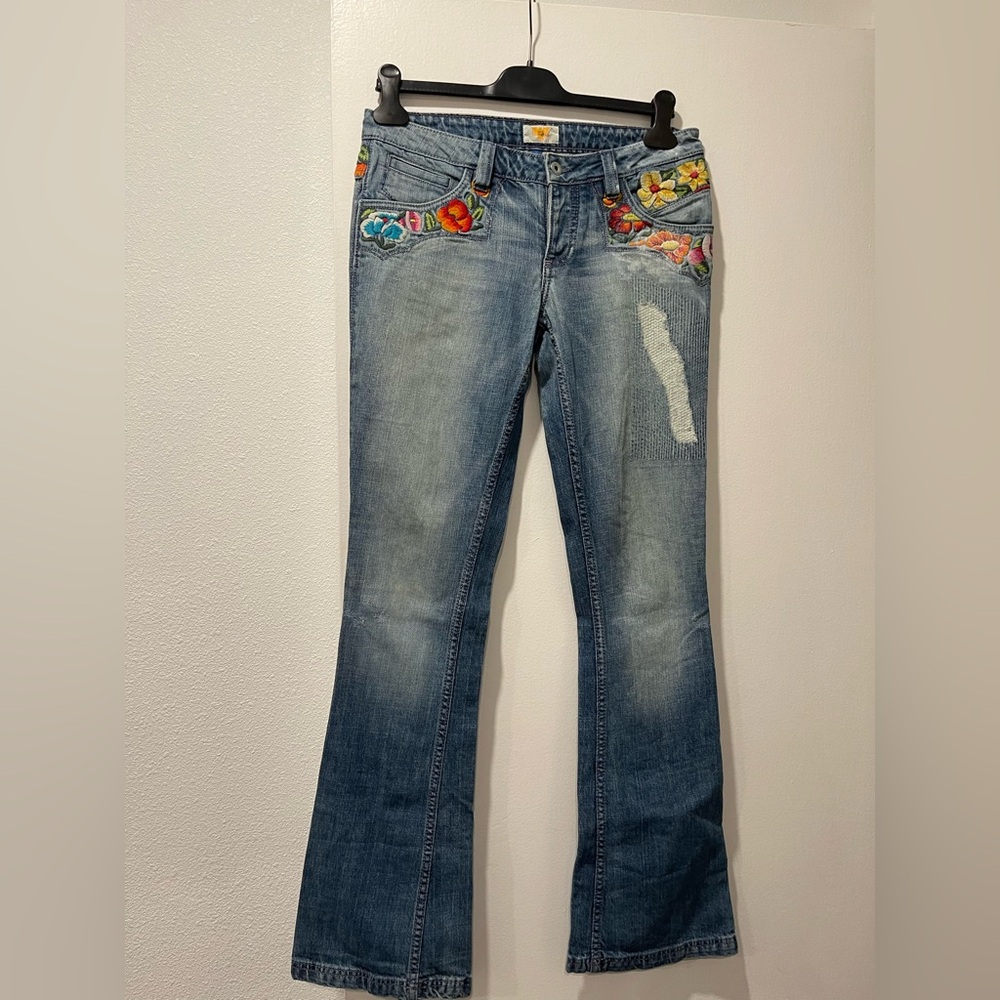 Antik‎ Denim Vintage  Flare Jeans with Colorful Embroidery